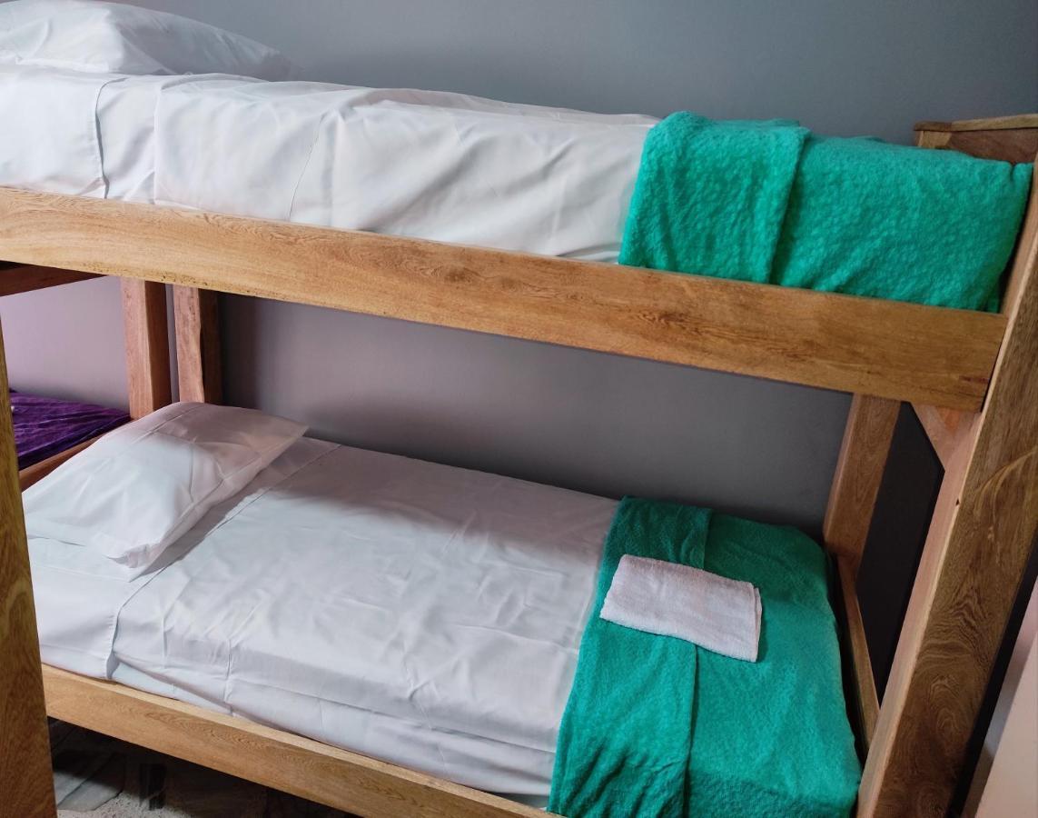 Key West Hostel Medellín Exteriör bild
