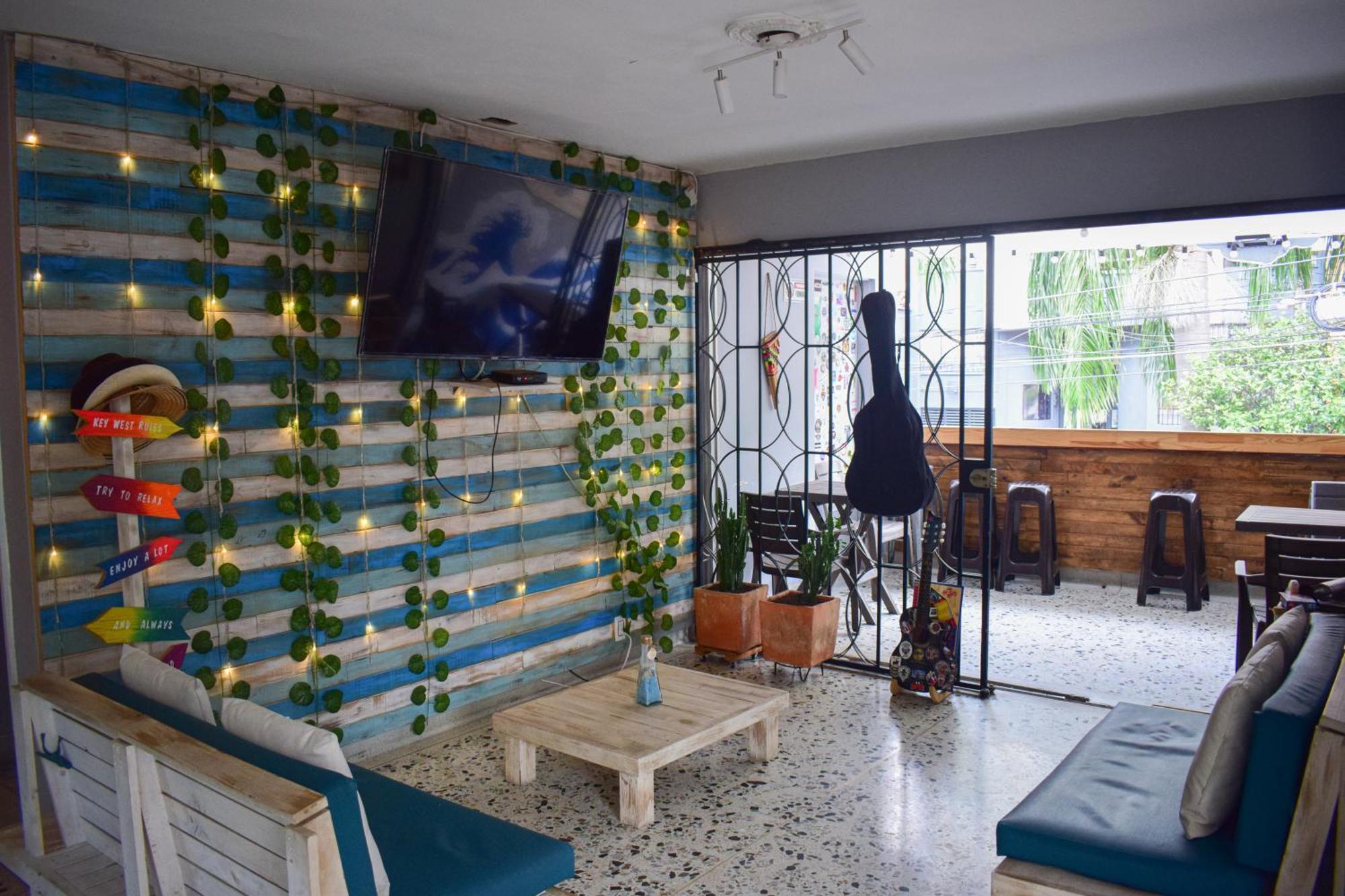 Key West Hostel Medellín Exteriör bild