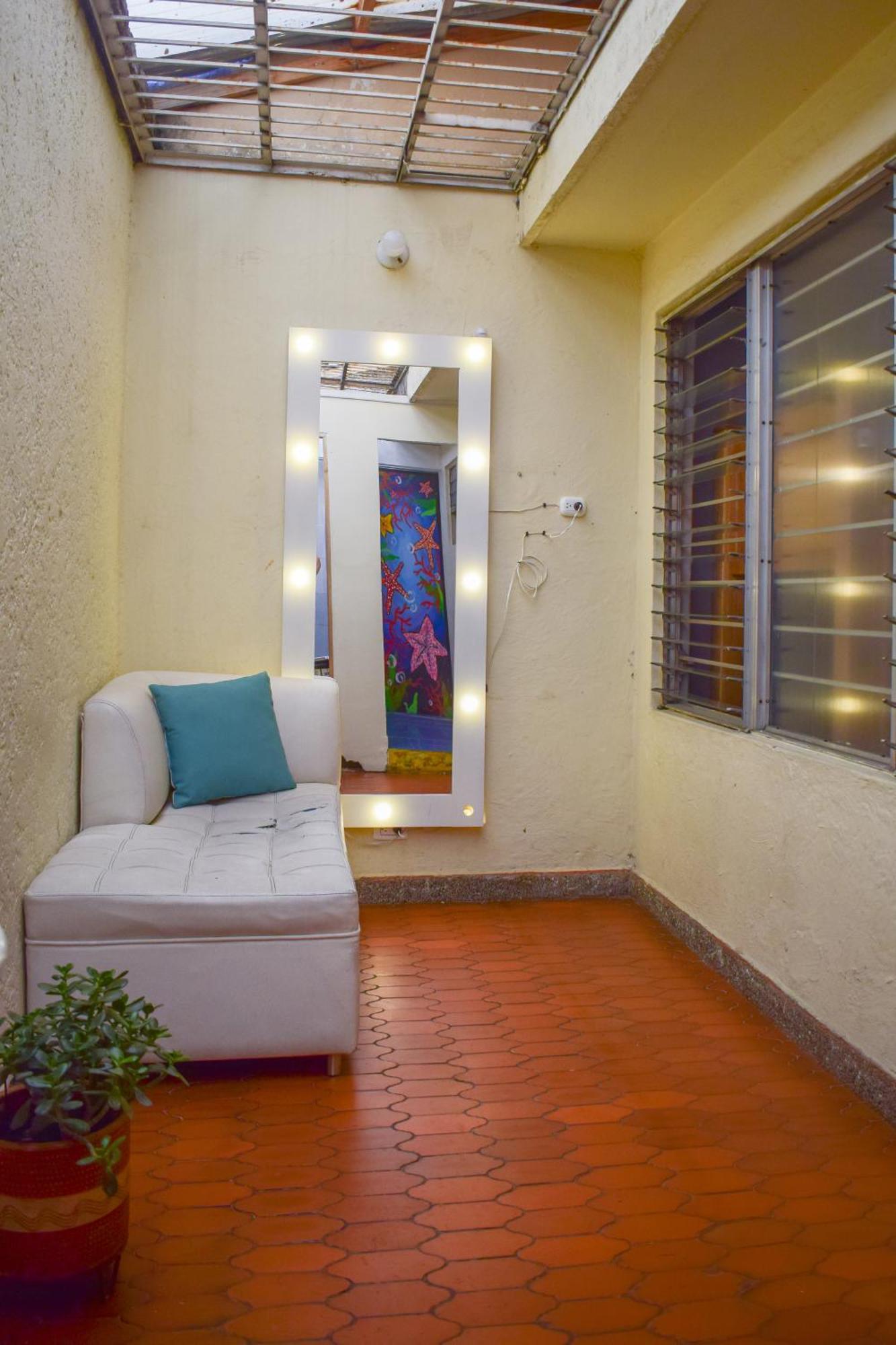 Key West Hostel Medellín Exteriör bild