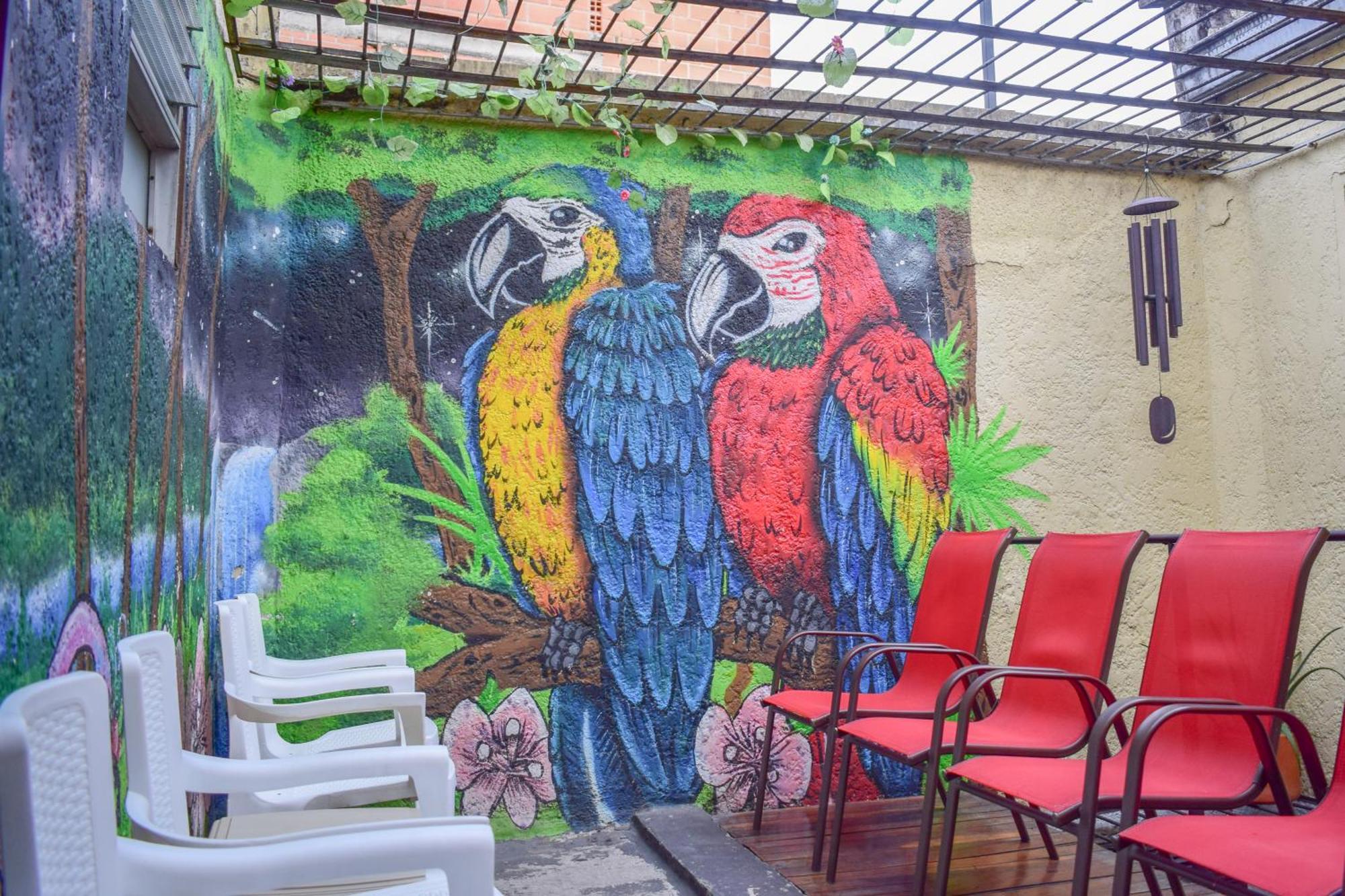 Key West Hostel Medellín Exteriör bild